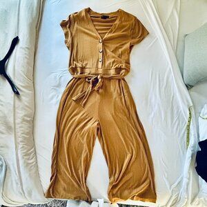 Banana Republic Ribbed Knit Cropped Jumpsuit in Golden Wreath Size XL